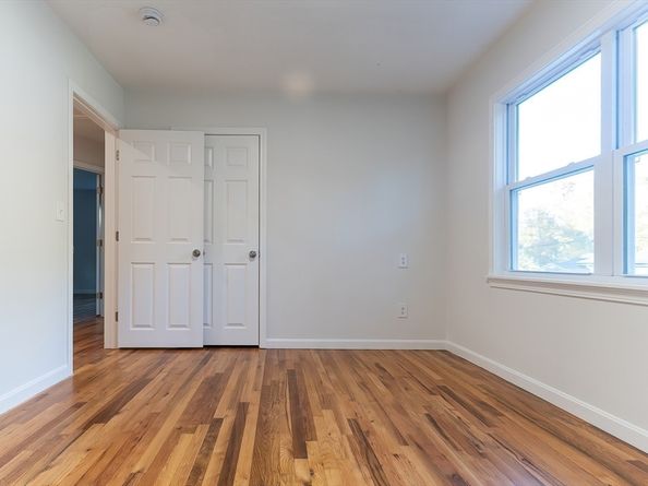54 Westfield Dr, Holliston MA 01746