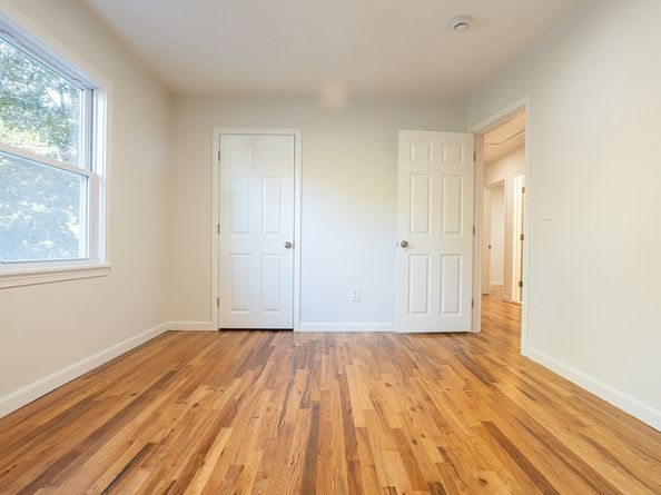54 Westfield Dr, Holliston MA 01746