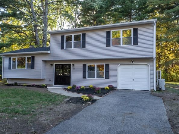 54 Westfield Dr, Holliston MA 01746