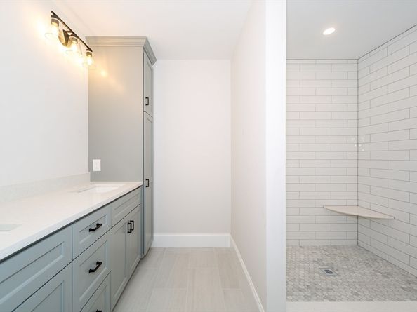 293 Bacon St A, Natick MA 01760