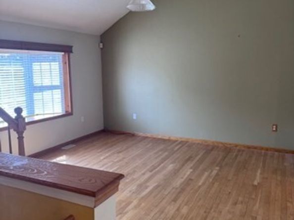 435 School St, Stoughton MA 02072