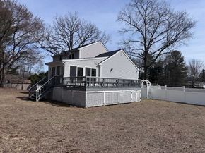 435 School St, Stoughton MA 02072