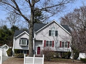 435 School St, Stoughton MA 02072