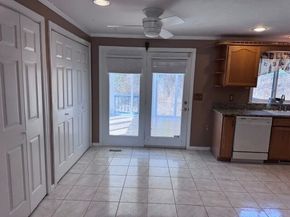 435 School St, Stoughton MA 02072