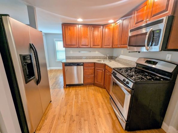 19 Railroad St C2, Acton MA 01720