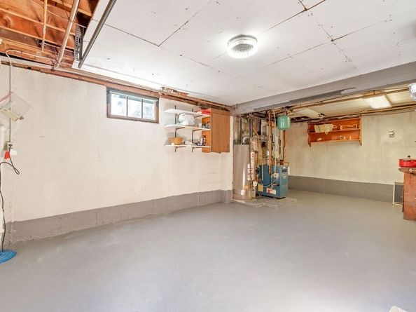 30 Elda Rd, Framingham MA 01701