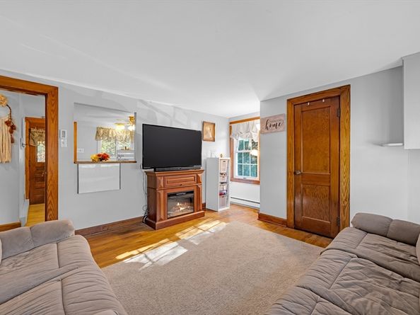 200 Main St, Sturbridge MA 01566