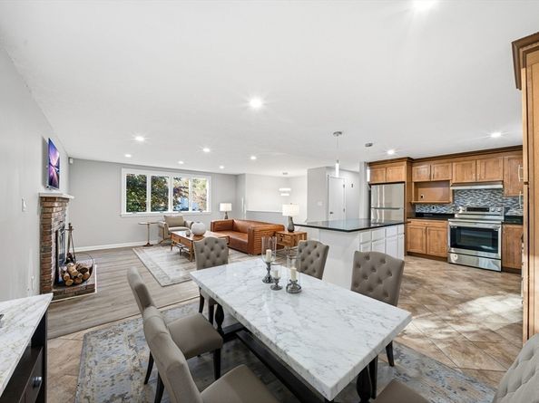 10 Hamman Circle, Avon MA 02322