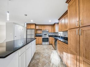 10 Hamman Circle, Avon MA 02322
