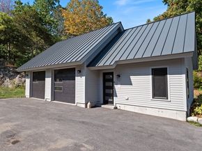254 Middle Rd, Newbury MA 01922