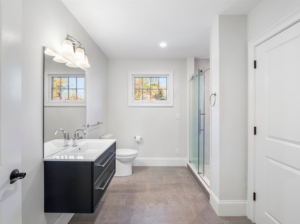 254 Middle Rd, Newbury MA 01922