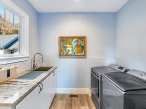 254 Middle Rd, Newbury MA 01922