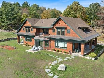 254 Middle Rd