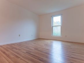 4 Kennedy Lane 49, Milford MA 01757