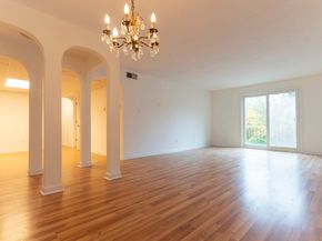4 Kennedy Lane 49, Milford MA 01757