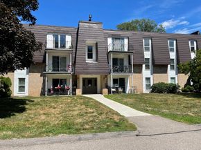 4 Kennedy Lane 49, Milford MA 01757