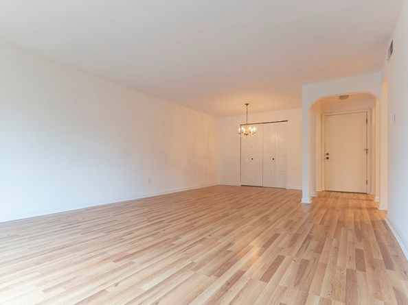 4 Kennedy Lane 49, Milford MA 01757
