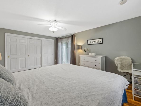 224 School St 10, Walpole MA 02081