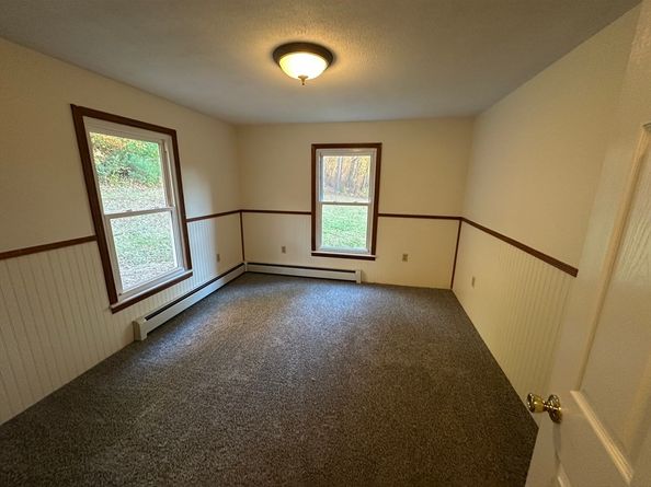 28 E Brookfield Rd, North Brookfield MA 01535
