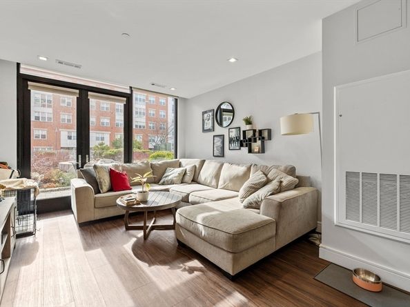 99 Sumner St 101, Boston MA 02128