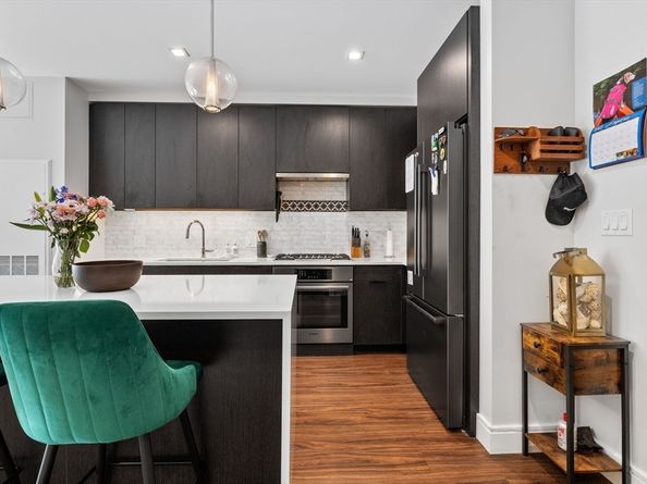 99 Sumner St 101, Boston MA 02128