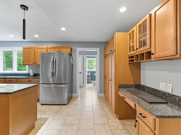 30 Forest St, Newbury MA 01922