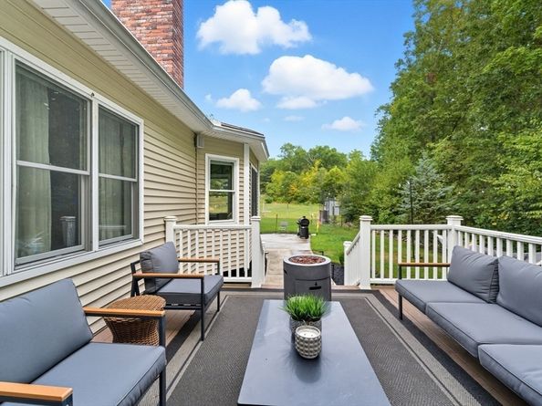 30 Forest St, Newbury MA 01922