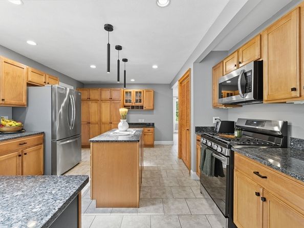 30 Forest St, Newbury MA 01922
