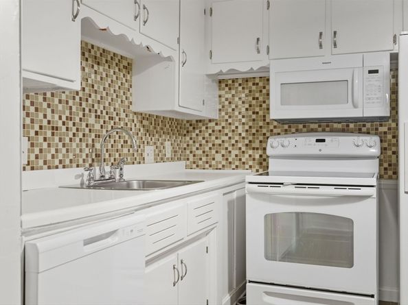 750 Trapelo Rd, Waltham MA 02452