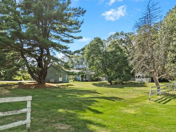 94 Goodmans Hill Rd, Sudbury MA 01776