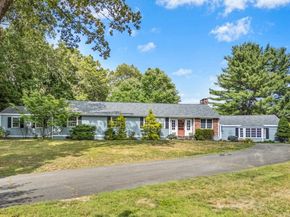 94 Goodmans Hill Rd, Sudbury MA 01776