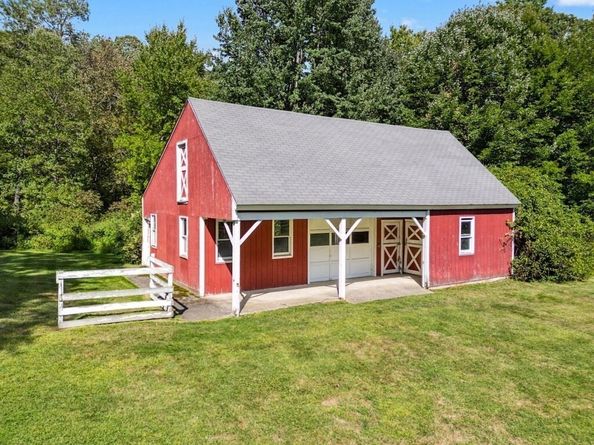 94 Goodmans Hill Rd, Sudbury MA 01776