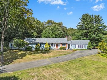 94 Goodmans Hill Rd