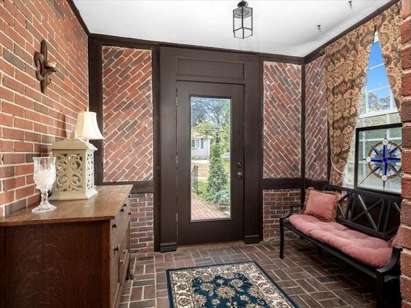 111 Shawmut St, Quincy MA 02169