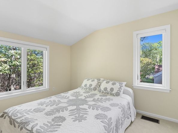 8 Fox Hollow 8, Wayland MA 01778