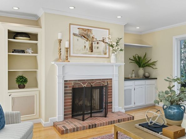 8 Fox Hollow 8, Wayland MA 01778