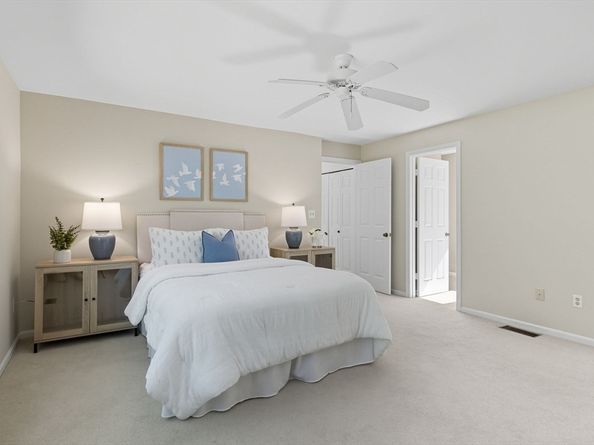 8 Fox Hollow 8, Wayland MA 01778