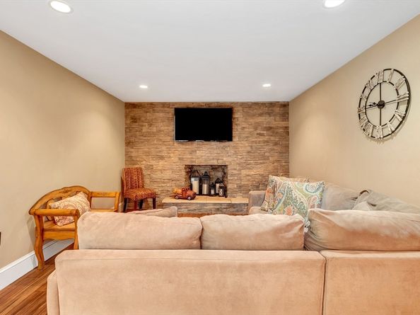 11 Girard Road, Medford MA 02148