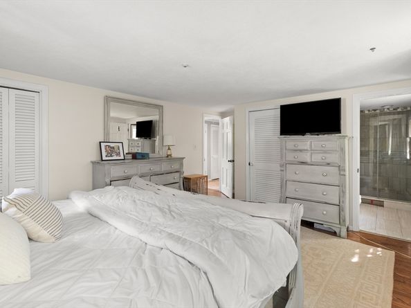 34 Roberts Rd, Boxford MA 01921