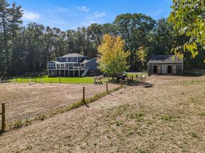 34 Roberts Rd, Boxford MA 01921