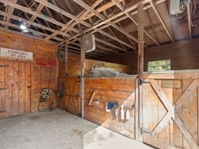 34 Roberts Rd, Boxford MA 01921