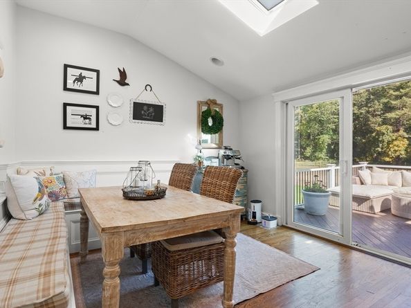 34 Roberts Rd, Boxford MA 01921