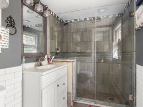 34 Roberts Rd, Boxford MA 01921