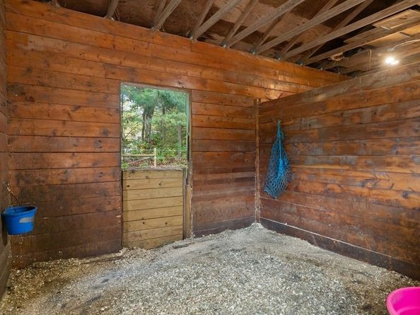 34 Roberts Rd, Boxford MA 01921