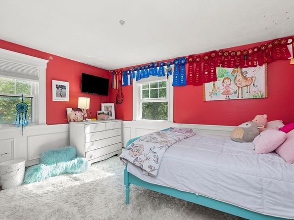 34 Roberts Rd, Boxford MA 01921