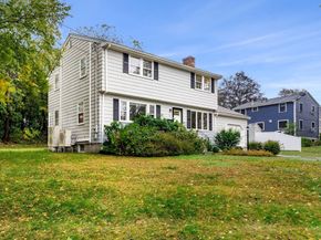 10 Rawson Hill Road, Newburyport MA 01950