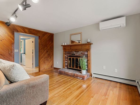 10 Rawson Hill Road, Newburyport MA 01950