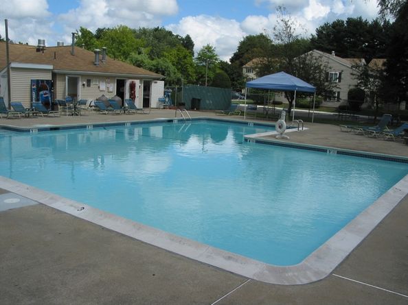 6 Village Rock Lane 17, Natick MA 01760