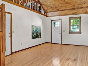 11 Rosewood Dr, Leominster MA 01453