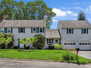 11 Rosewood Dr